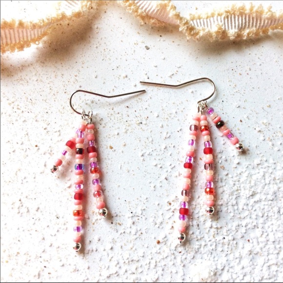 Three pairs seed bead dangle earrings - Picture 2 of 4